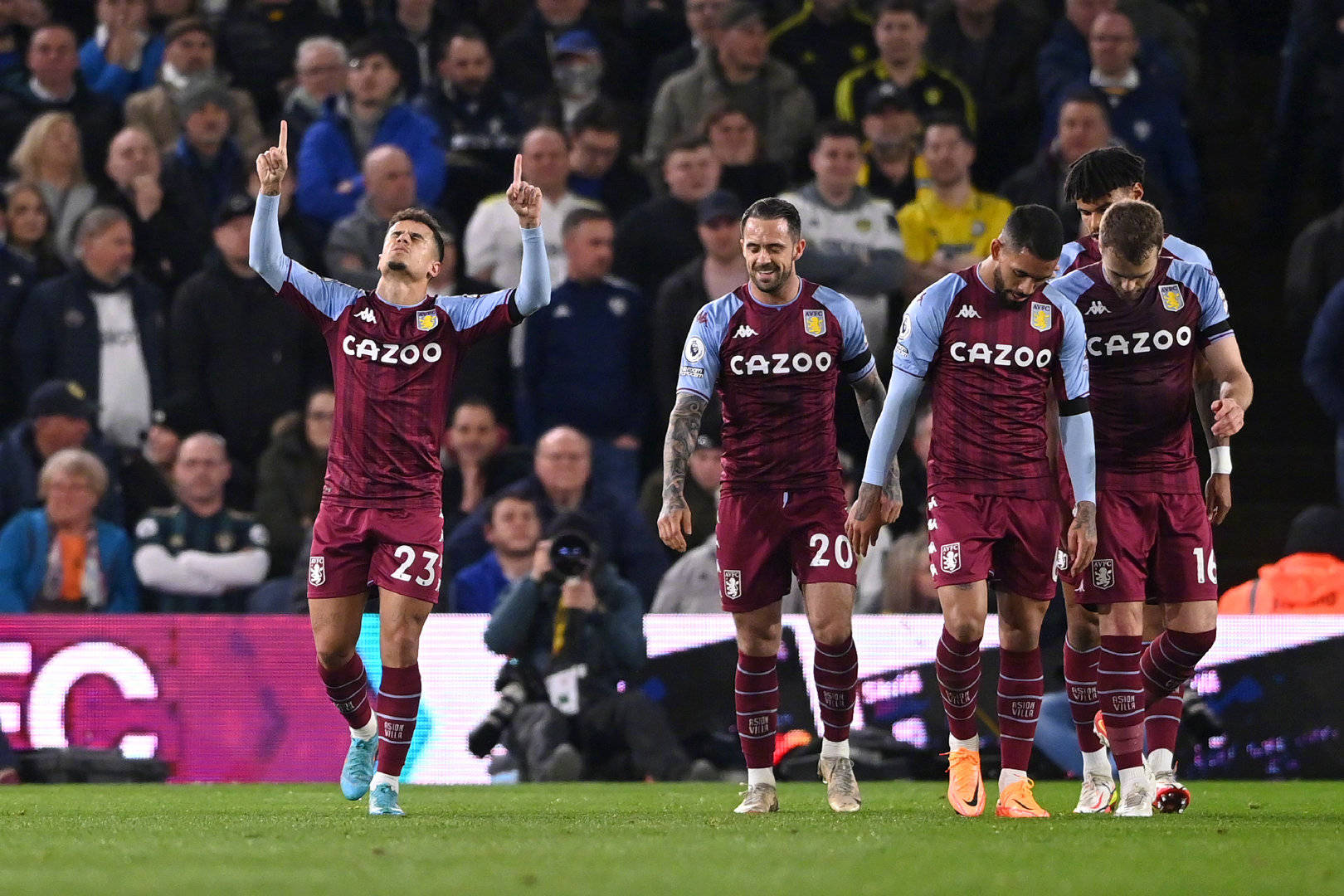 她的缺席无 她的缺席无