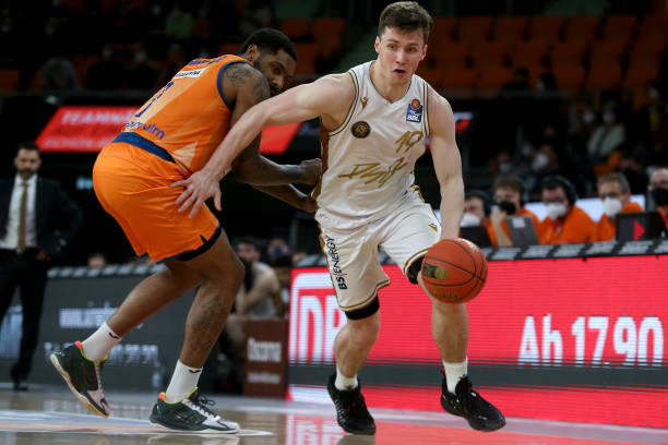 打进14球 打进14球