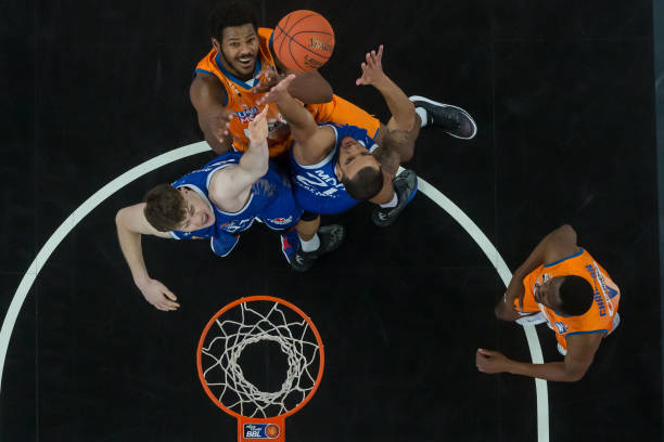 仅帮助他们 仅帮助他们